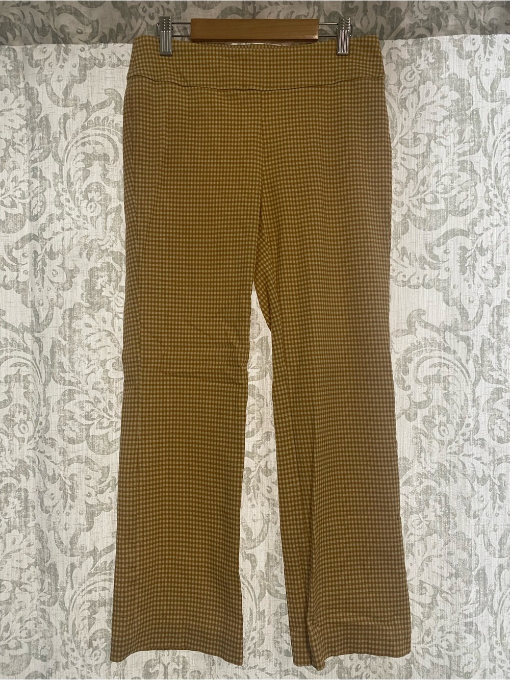 J McLaughlin Gingham Plaid Pull On Preppy City Classic Cropped Pants Tan White 2
